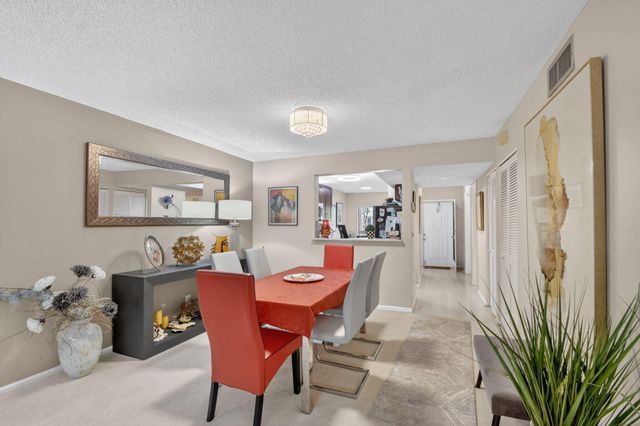 10173 Mangrove Drive 204, Boynton Beach, FL 33437