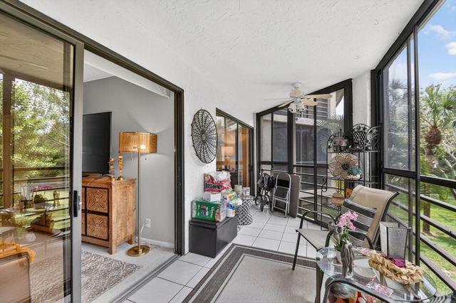 10173 Mangrove Drive 204, Boynton Beach, FL 33437
