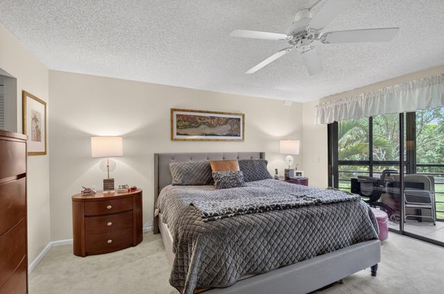 10173 Mangrove Drive 204, Boynton Beach, FL 33437