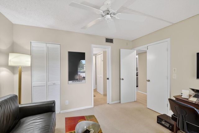 10173 Mangrove Drive 204, Boynton Beach, FL 33437