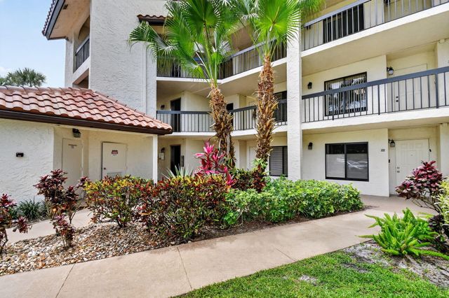 10173 Mangrove Drive 204, Boynton Beach, FL 33437