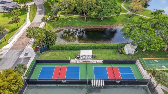 10173 Mangrove Drive 204, Boynton Beach, FL 33437