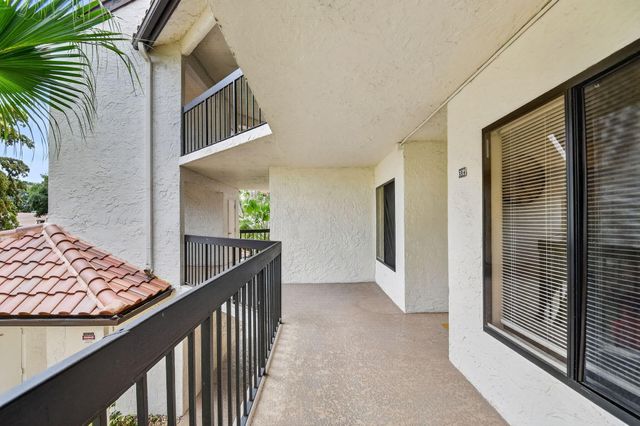 10173 Mangrove Drive 204, Boynton Beach, FL 33437