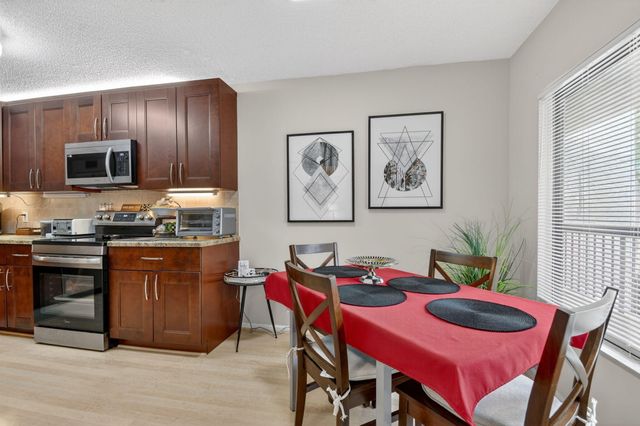 10173 Mangrove Drive 204, Boynton Beach, FL 33437