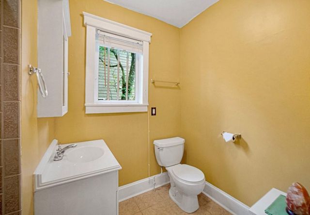 1677 Neely Avenue, East Point, GA 30344