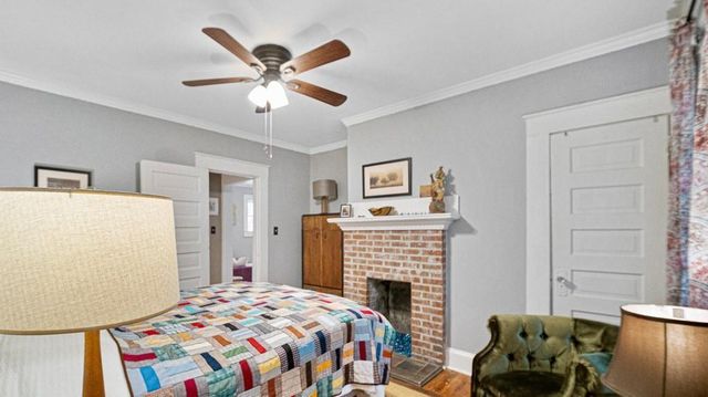 1677 Neely Avenue, East Point, GA 30344