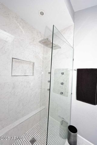 13818 N 43rd Street, Phoenix, AZ 85032