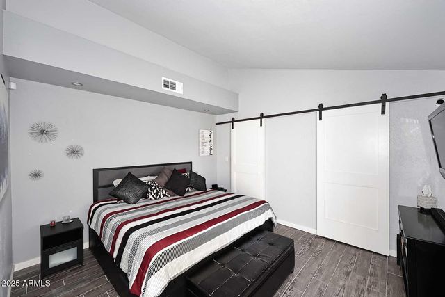 13818 N 43rd Street, Phoenix, AZ 85032