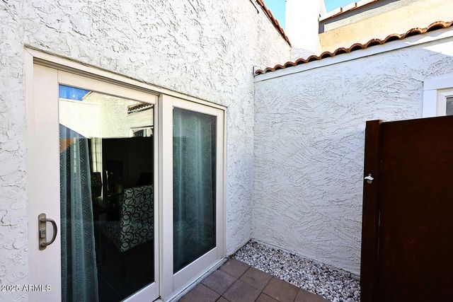 13818 N 43rd Street, Phoenix, AZ 85032