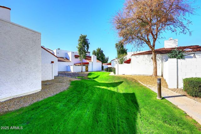 13818 N 43rd Street, Phoenix, AZ 85032