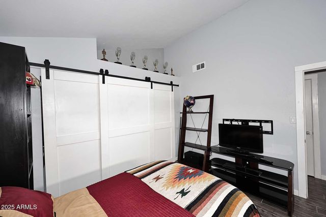 13818 N 43rd Street, Phoenix, AZ 85032