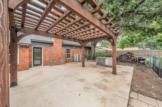7341 Normandy Road, Fort Worth, TX 76112