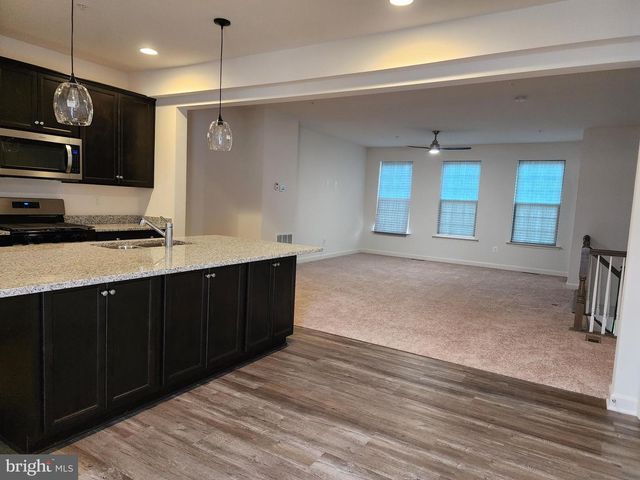 299 BUCKEYE CIR, La Plata, MD 20646