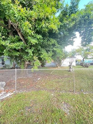 6312 17 Avenue, Miami, FL 33147
