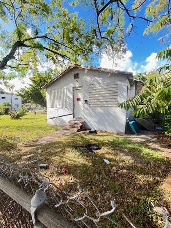 6312 17 Avenue, Miami, FL 33147