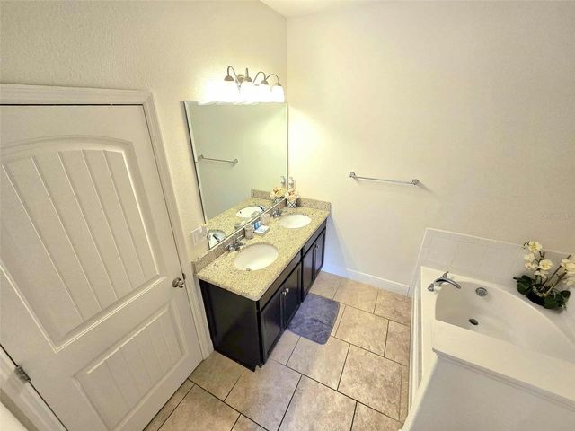 5243 WILDWOOD WAY, Davenport, FL 33837