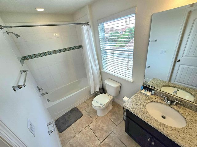 5243 WILDWOOD WAY, Davenport, FL 33837