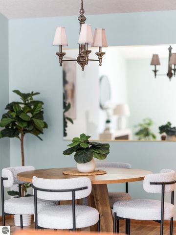 2189 Hammond Place E # 57, Traverse City, MI 49686