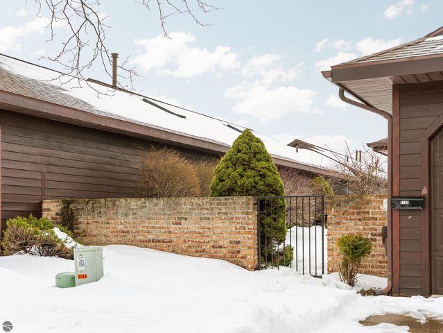 2189 Hammond Place E # 57, Traverse City, MI 49686