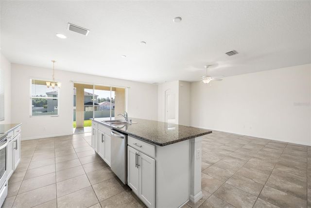 1767 NE 50TH CT, Ocala, FL 34470