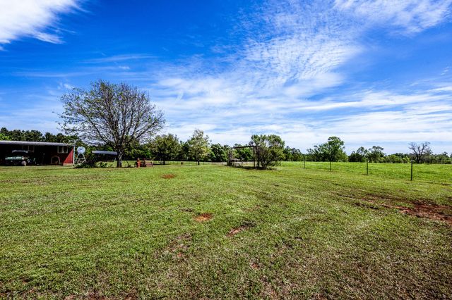 1014 Cr 1825, Crockett, TX 75835