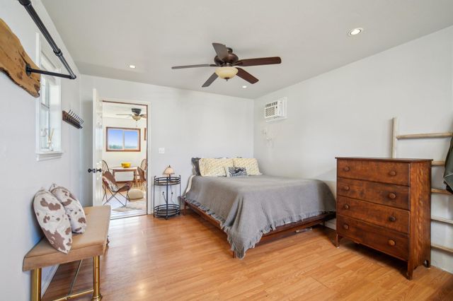 2200 Highway 21 E, Paige, TX 78659