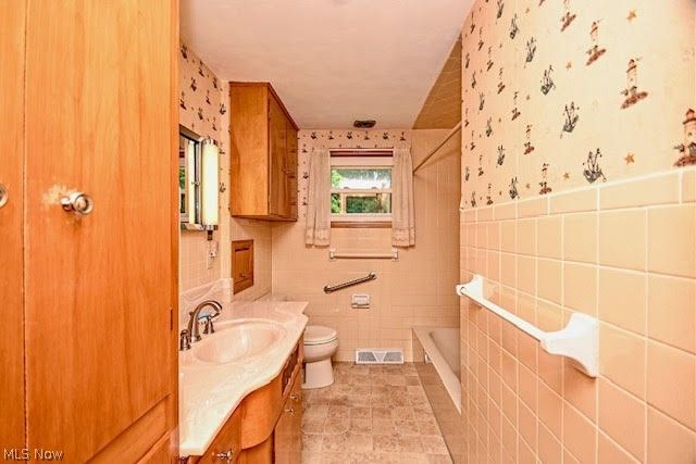2333 Brooklyn SW, Canton, OH 44706