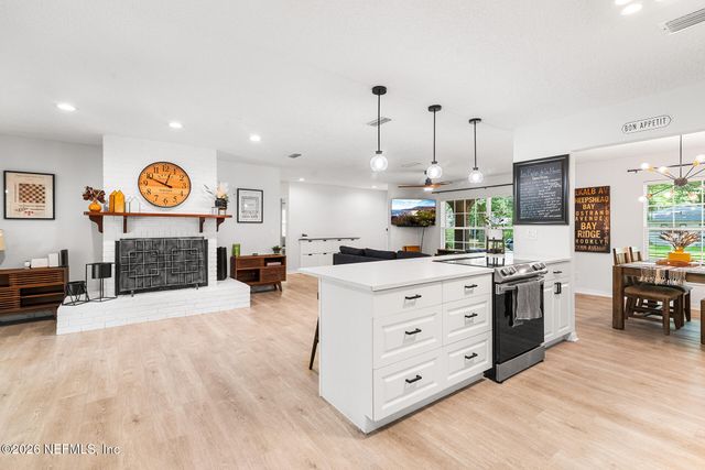 12995 MANDARIN POINT Lane, Jacksonville, FL 32223