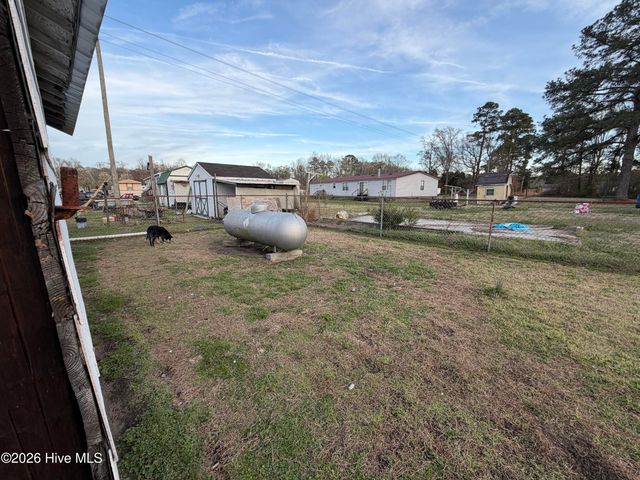 2023 Nc Highway 32 S, Plymouth, NC 27962