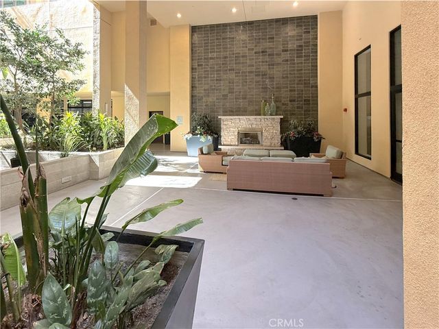 133 The Promenade N 107, Long Beach, CA 90802