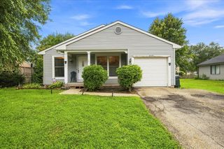 413 Travelaire Avenue, Naperville, IL 60565