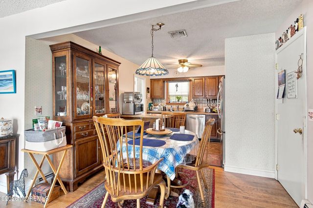 73 Spinnaker Court, Bayville, NJ 08721