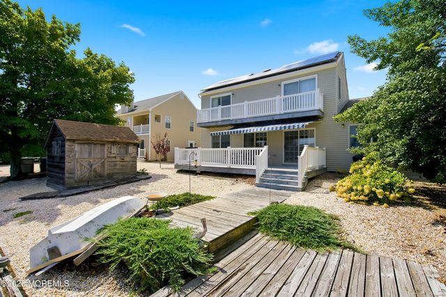 73 Spinnaker Court, Bayville, NJ 08721