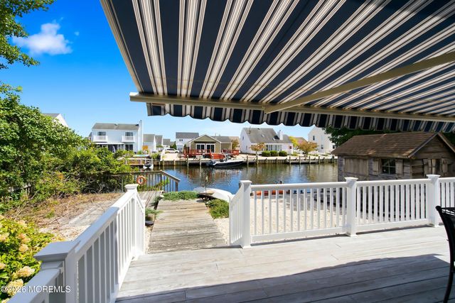 73 Spinnaker Court, Bayville, NJ 08721