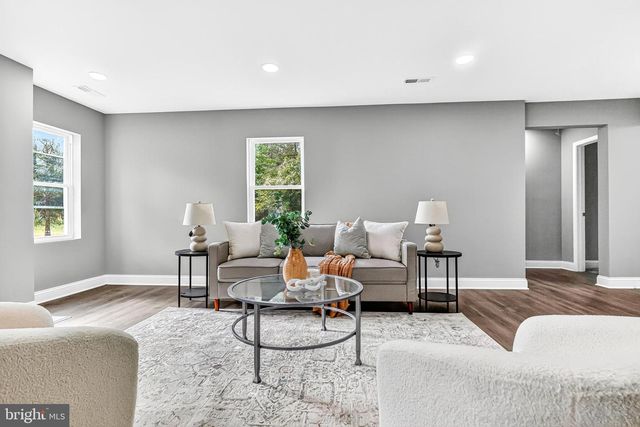 701 FARMINGTON RD W, Accokeek, MD 20607