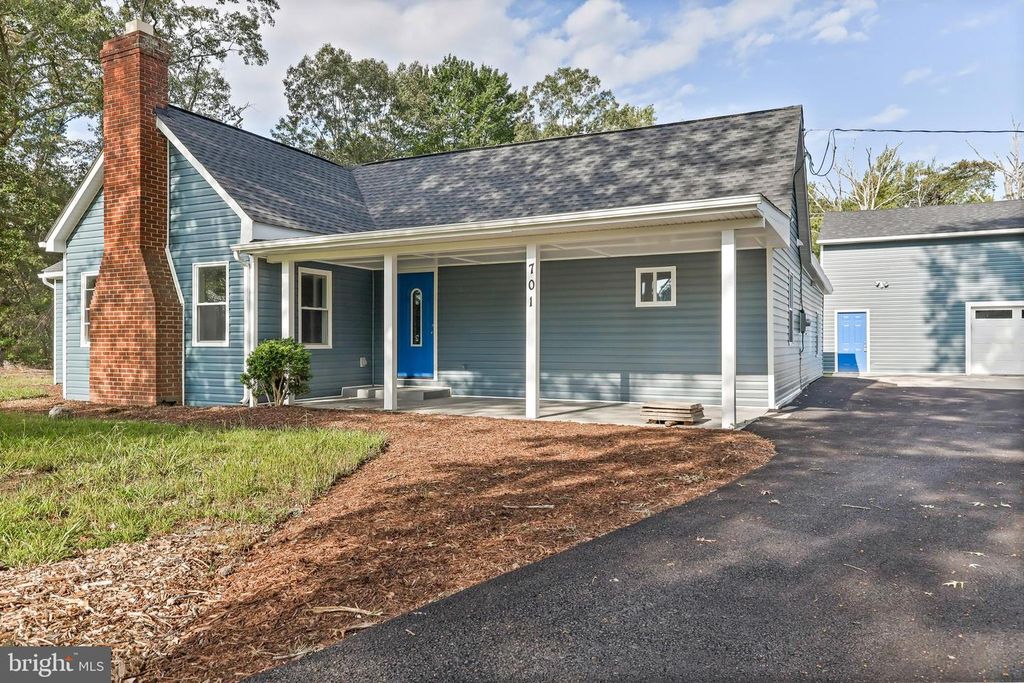 701 FARMINGTON RD W, Accokeek, MD 20607