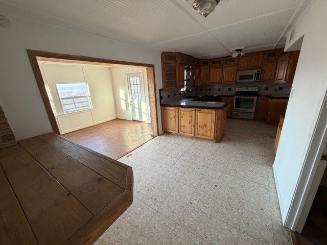 13729 River Forest Dr, Corpus Christi, TX 78410