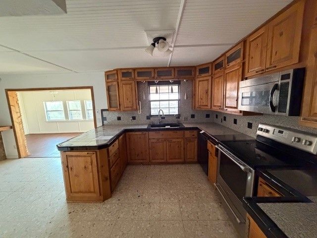 13729 River Forest Dr, Corpus Christi, TX 78410