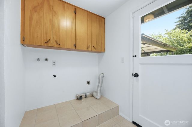810 132nd Street S, Tacoma, WA 98444