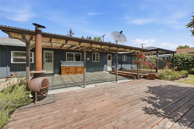 810 132nd Street S, Tacoma, WA 98444