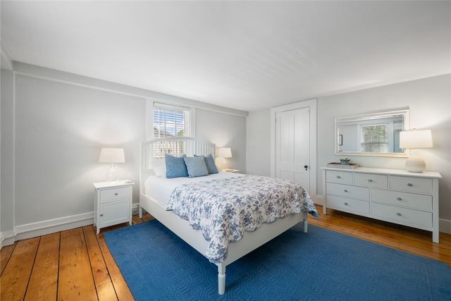 22 Farewell Street 2, Newport, RI 02840