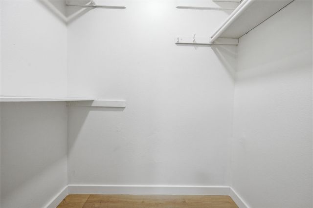 600 County Glen ST, Leander, TX 78641