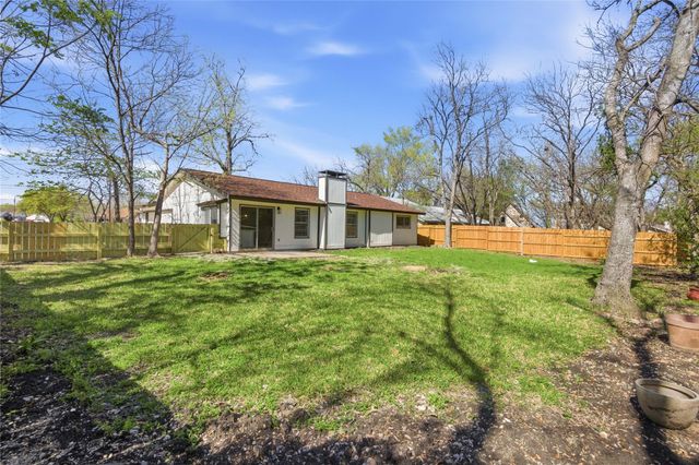 600 County Glen ST, Leander, TX 78641