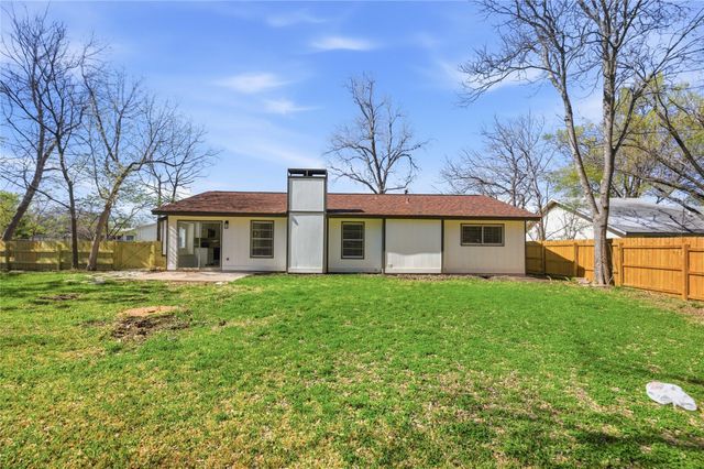 600 County Glen ST, Leander, TX 78641