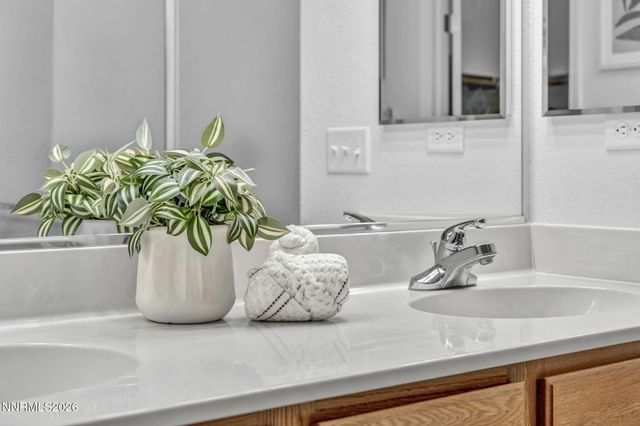 490 Terracina Way, Reno, NV 89521