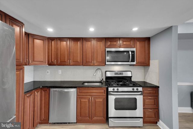 4451 ERNIE DAVIS CIR, Philadelphia, PA 19154