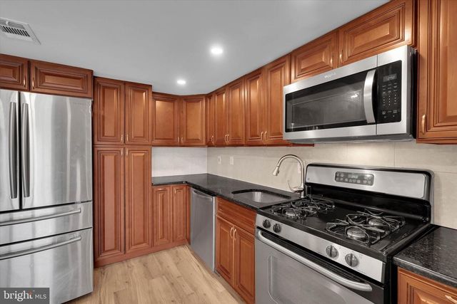 4451 ERNIE DAVIS CIR, Philadelphia, PA 19154