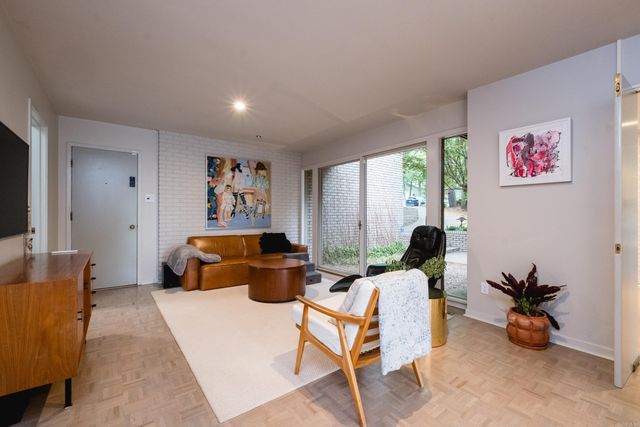 18 Hearthside Drive, Little Rock, AR 72207