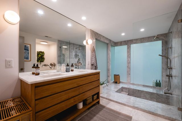 18 Hearthside Drive, Little Rock, AR 72207