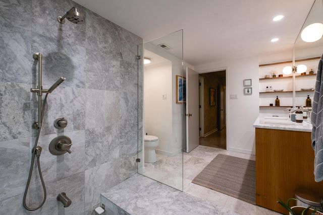 18 Hearthside Drive, Little Rock, AR 72207